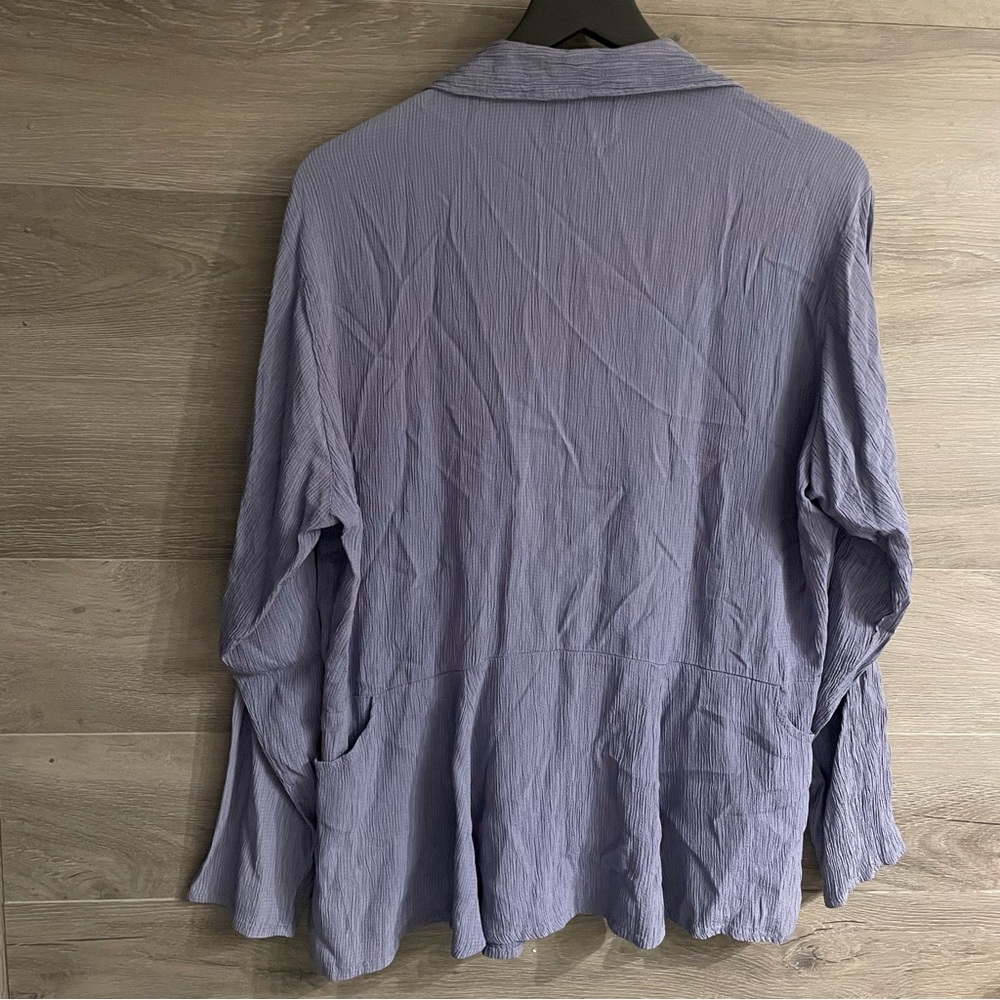 R-Clan Button Front Blouse - Picture 5 of 5